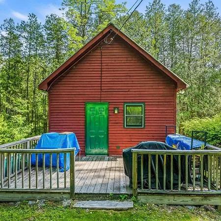Brook Sound Cabin